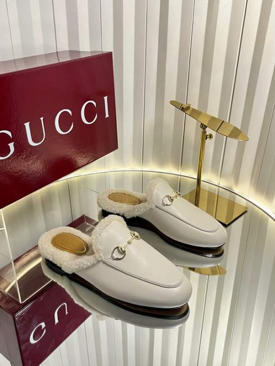 Picture of Gucci Slippers _SKUGuccisz35-42mnq11022021